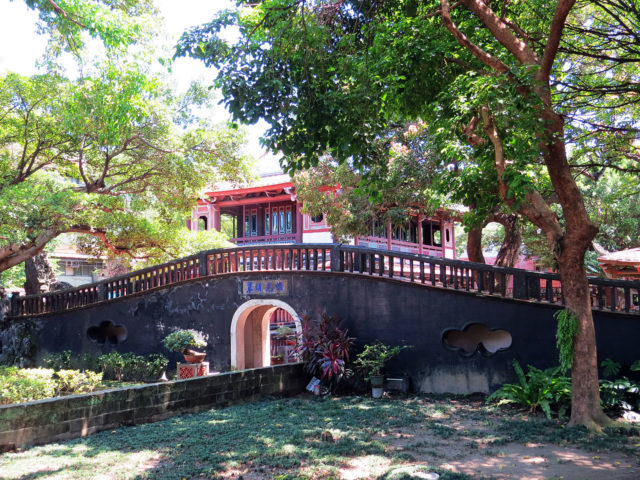 The mansion and garden are great examples of architecture during the Qing dynasty. Photo Credit