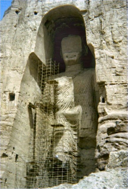 Buddhas of Bamiyan – Statue of Buddha (1976) Photo Credit Marco Bonavoglia CC BY-SA 3.0