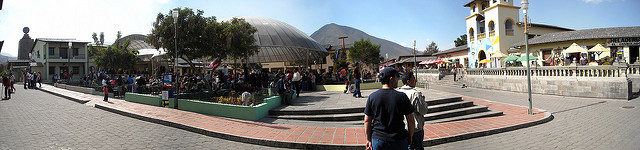 Mitad Del Mundo Central Plaza. Photo credit