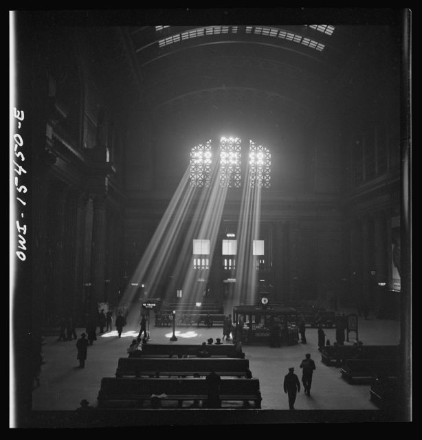 Chicago, Illinois. Union Station waiting room Photo Credit