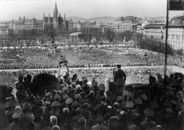 Hitler announces the Anschluss on the Heldenplatz, Vienna, 15 March 1938. Photo Credit Bundesarchiv_Bild_183-1987-0922