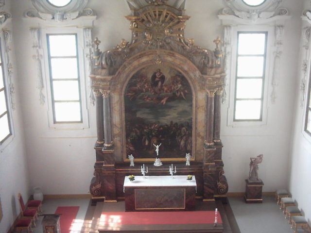 The chapel of the castle Photo Credit