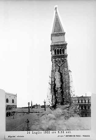 The fake photo that shows the collapse of the Campanile which became famous around the world