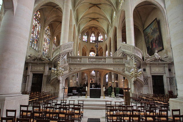 The nave showing the rood screen  Photo Credit
