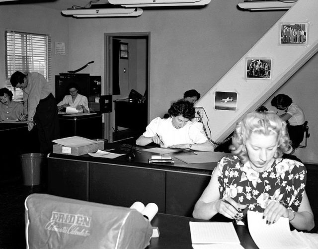 NACA High Speed Flight Station “Computer Room” (1949).