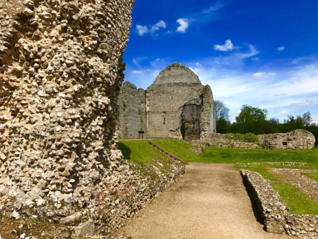 Bishop Thomas Langton is credited with building a wall around the Palace