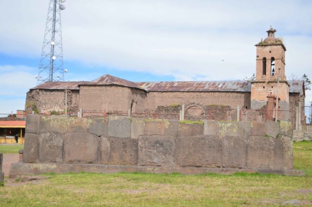 The walled stones in front of the church of Santo Domingo