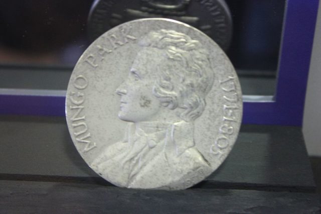 Mungo Park commemorative medal. Photo credit