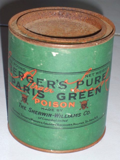 Paris green pigment. Photo Credit Chris goulet CC BY-SA 3.0