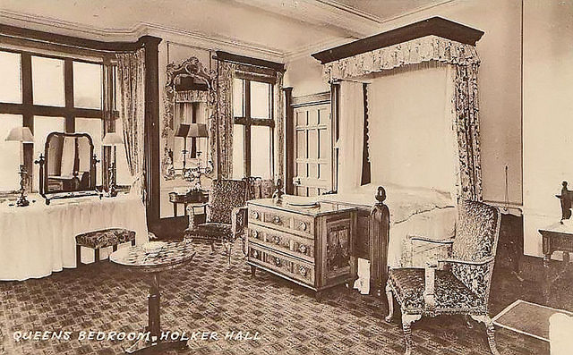 The Queens Mary bedroom on the upper floor. She stayed for a while in the house from 1937  Photo Credit