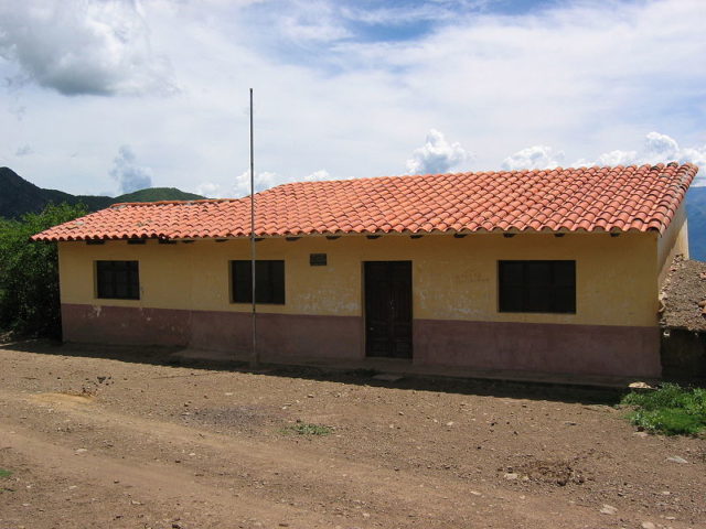 The school of La Higuera, where Che Guevara was kept a prisoner and where he was later executed. Photo credit