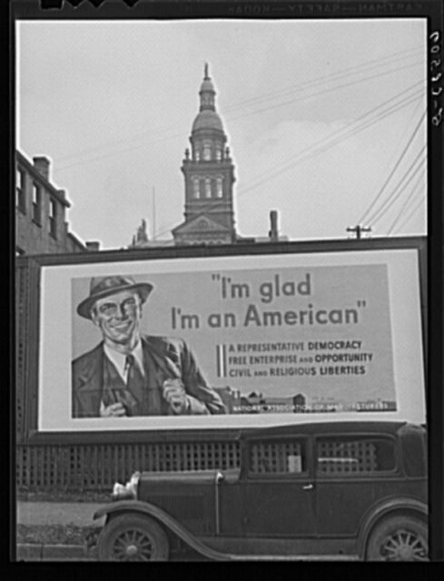 National Association of Manufacturers sign, Dubuque, Iowa  Photo Credit