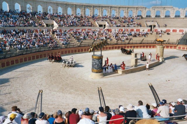 A modern recreation of chariot racing in Puy du Fou. 