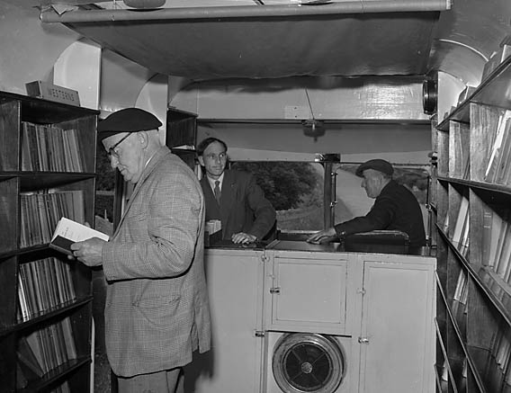 A mobile library in Anglesey, Wales (1958), photo credit