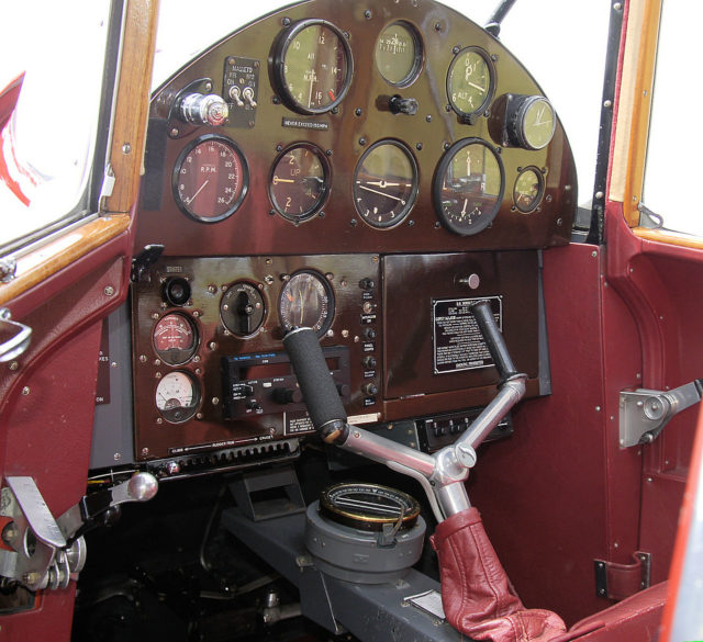 1936 de Havilland Hornet Moth cockpit