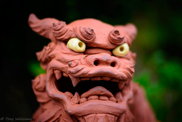 Male Shisa statue Photo Credit