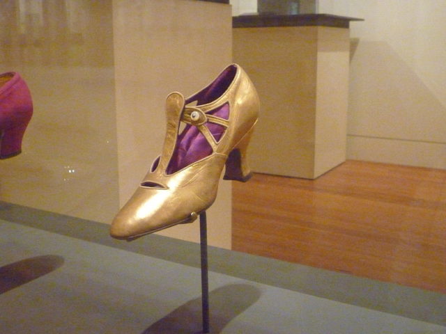 Shoe, 1920.  CC BY-SA3.0