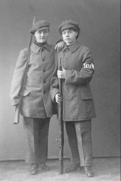 1918 Finnish Civil War: Helena Aalto and Elli Vuokko, members of the Turku Female Red Guard who were executed in May 1918