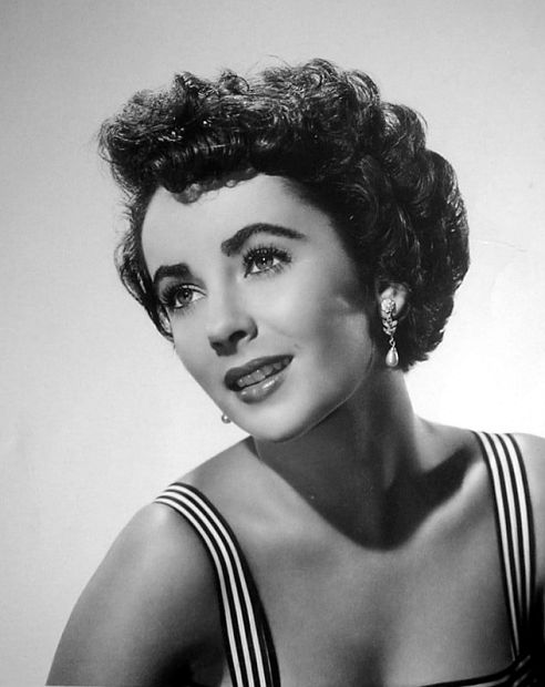 Promotional photograph of actor Elizabeth Taylor, 1950