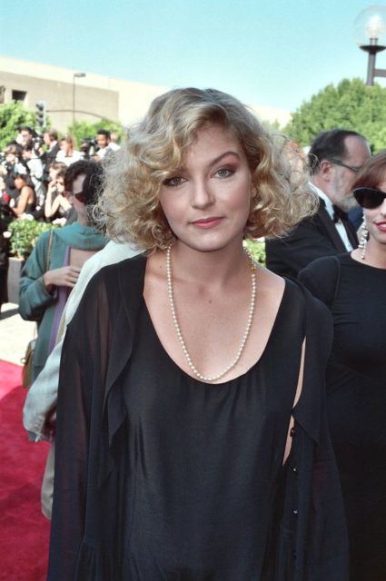 Sheryl Lee, who plays Laura Palmer, at the 42nd Emmy Awards (1990). Photo Credit