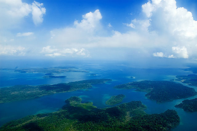 Andaman Islands – Archipelago in the Bay of Bengal between India, to the west, and Myanmar, to the north and east Author: Venkatesh K. CC by 2.0