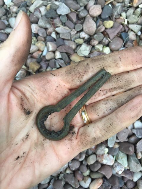 Jew’s harp missing its iron tongue and dates 1500-1800. Author: Lara Maiklem.