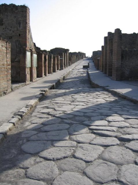 A Roman street in Pompeii. photo credit