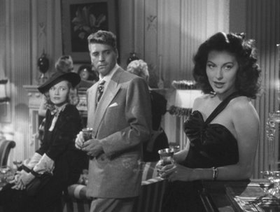 Screenshot of Ava Gardner and Burt Lancaster from the trailer for the film “The Killers.”