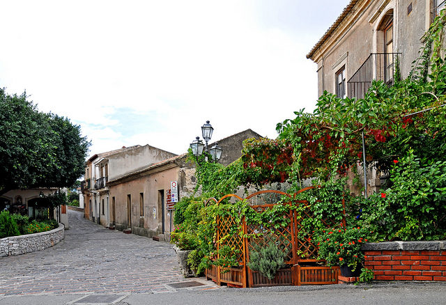 Bar Vitelli in Savoca, a location for several scenes in The Godfather, is a popular tourist destination. Author: Dennis Jarvis. CC BY-SA 2.0