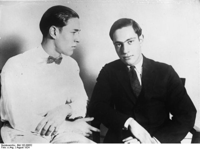 Richard Loeb and Nathan Leopold. Author: Bundesarchiv, Bild. CC BY-SA 3.0 de