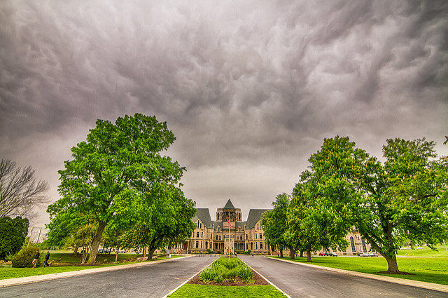 Ohio State Reformatory, Mansfield, Ohio, used to film much of “The Shawshank Redemption.” Author Rain0975, CC BY-ND 2.0