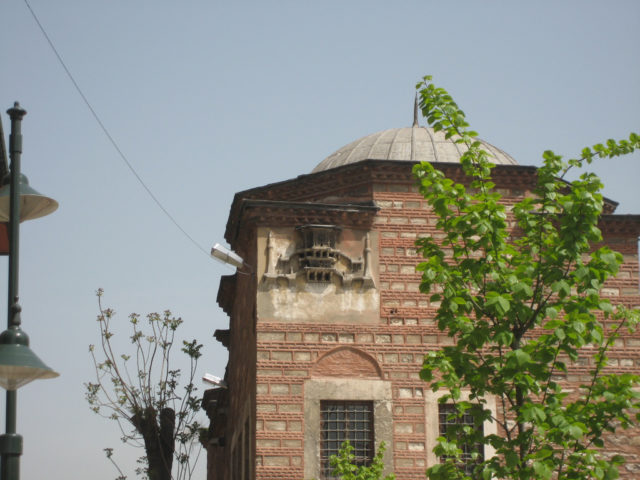 Birdhouse in Istanbul. Author: ccarlstead. CC by 2.0