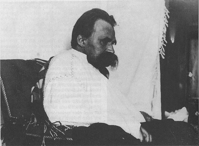 Photograph from the series “Der kranke Nietzsche” (The ill Nietzsche) by Hans Olde, between June and August 1899.