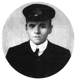 Photo of Charles Lightoller, c 1910