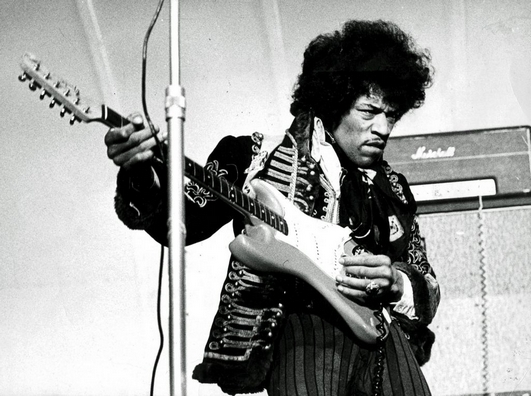 Hendrix on stage in 1967