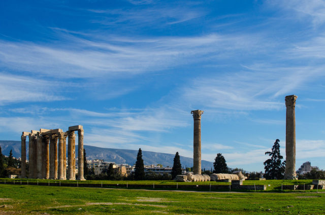 Of the 104 columns, only 15 remain today, and the 16th is lying on the site after it was blown over by a storm in 1852. Author: Manos Bourdakis. CC BY-SA 4.0