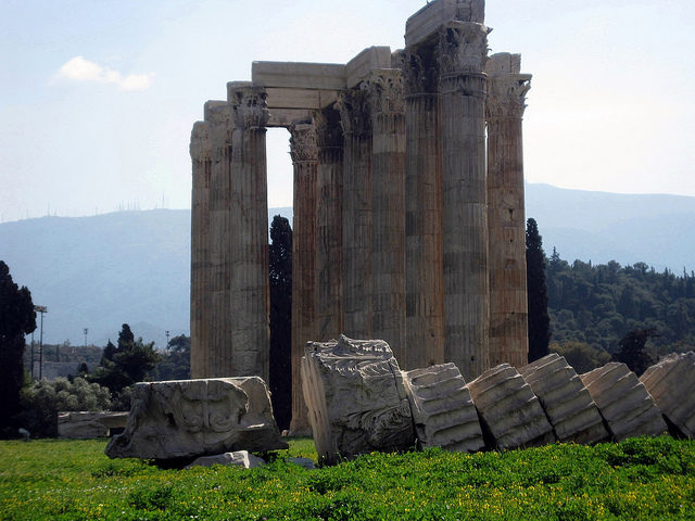 Today, it is a part of a significant archaeological site in the city, together with the ruins of other ancient temples. Author: Roger. CC BY 2.0