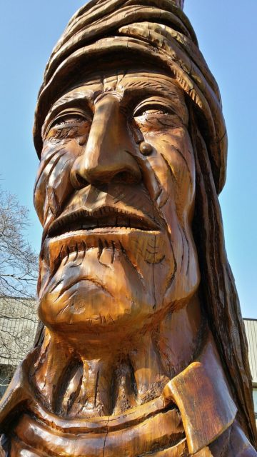 Sequoyah Memorial in front of the Cherokee Museum in North Carolina Author: Tetra09 CC BY-SA 4.0