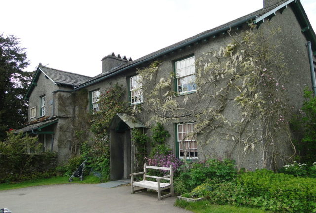 Hill Top in Near Sawrey, Cumbria, England – Potter’s former home, now owned by the National Trust and preserved as it was when she lived and wrote her stories there. Photo by Richerman CC BY-SA 3.0
