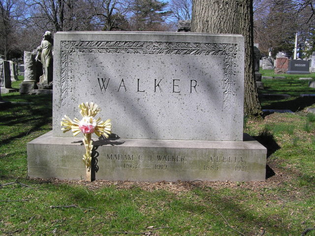The grave of Madam C. J. Walker Author: Anthony22 CC BY-SA 3.0
