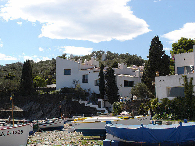 The house from the outside. Author: claire rowland. CC BY 2.0