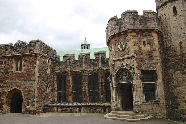 Berkeley Castle. Author: Kathryn Yengel. CC BY-ND 2.0