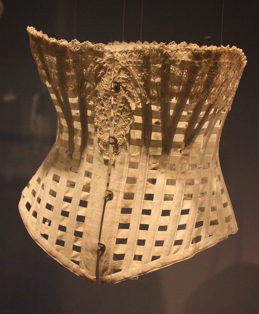 Corset 1890-1900 Britain Whalebone and cotton – According to his memoirs, Dexter purchased 340 tons of whalebone and completely monopolized the market as a result. Author Valerie McGlinchey, CC BY-SA 2.0 uk