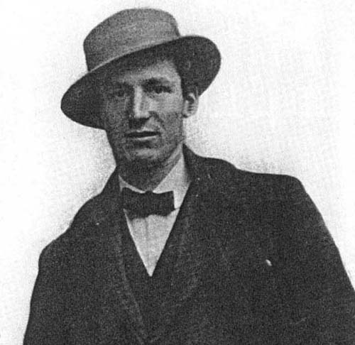 Antonio Sant’Elia in his twenties in Milan.