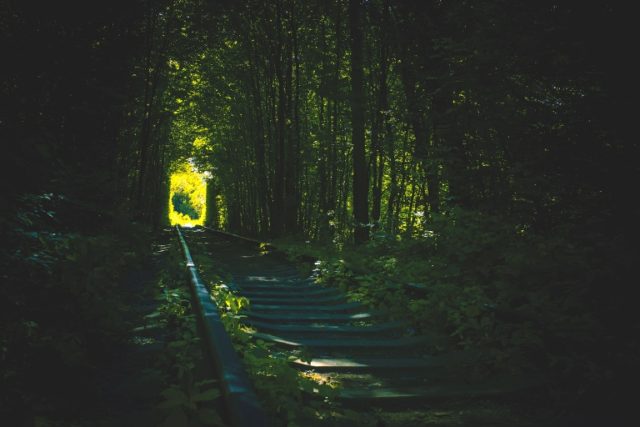 Love tunnel in the dark