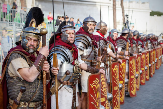 Gladiators in line