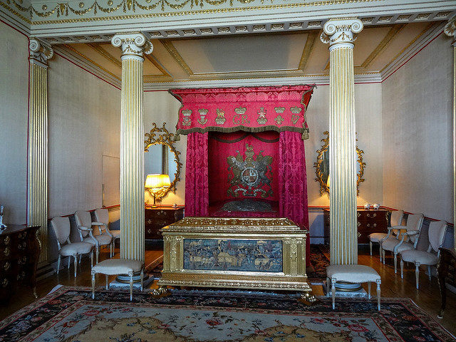 Blickling Hall State bedroom. Author: Michael Button. CC BY 2.0