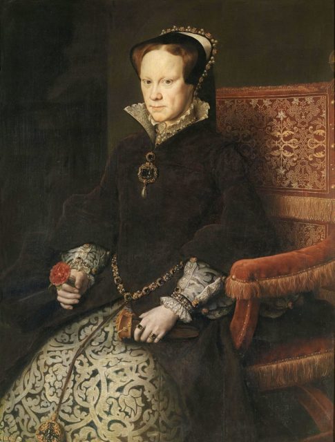 Antonis Mor (after), Mary I of England wearing a pendant with La Peregrina 1554