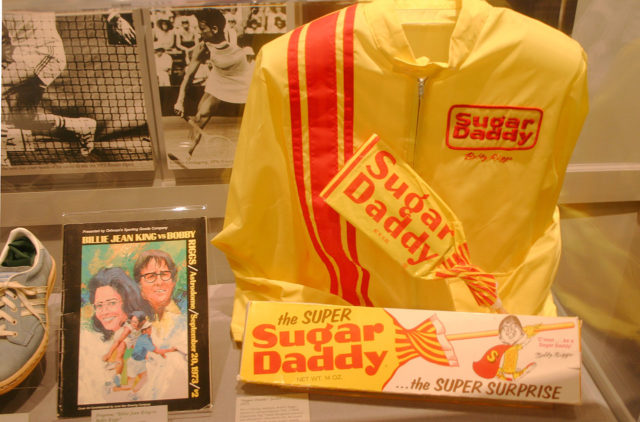 Paraphernalia from the Billie Jean King vs Bobby Riggs match. Author: dbking CC BY 2.0
