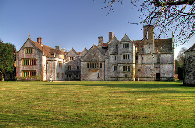 The rear of Athelhampton House. Author: Mike Searle. CC BY-SA 2.0